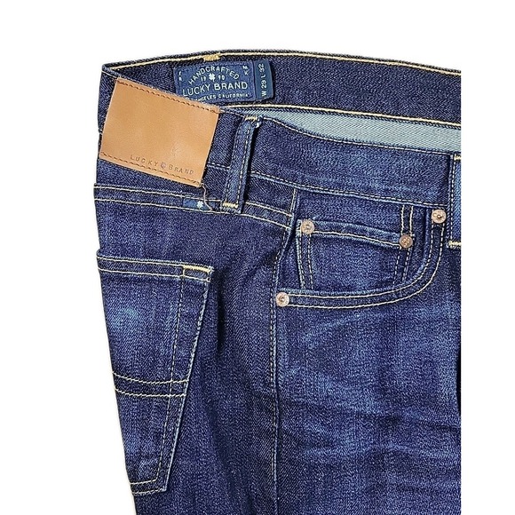 Lucky Brand Jeans Mens 39X32 Blue 181 Relaxed Straight Denim Stretch Classic - Picture 1 of 9